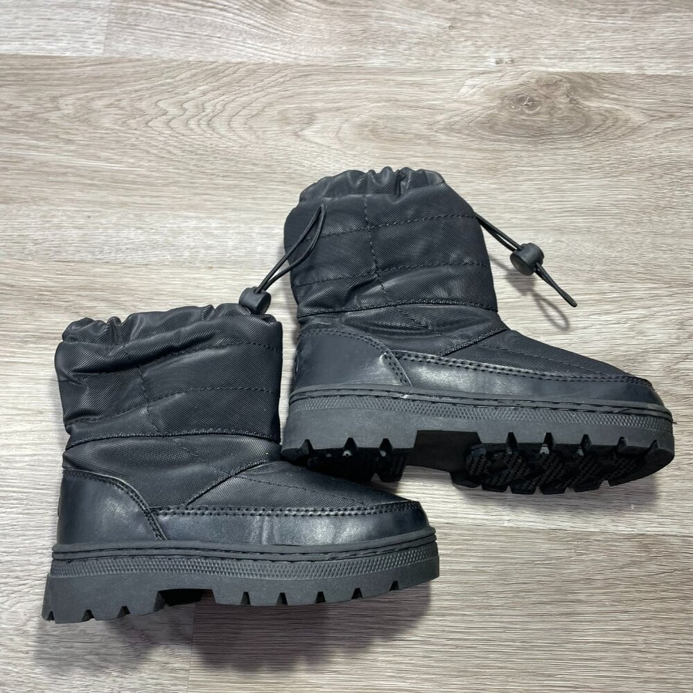 Winter Boots - Picture 4 of 13